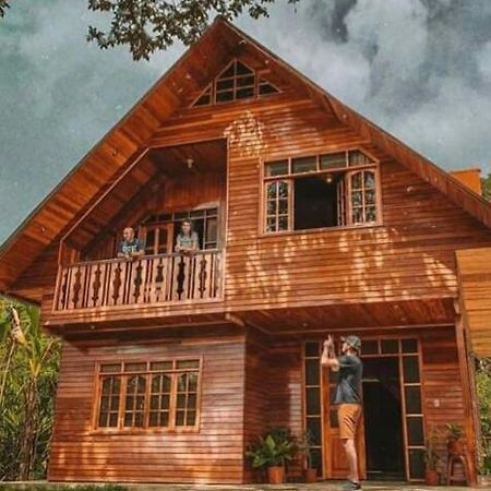 La Cabana De Noa Oxapampa Εξωτερικό φωτογραφία